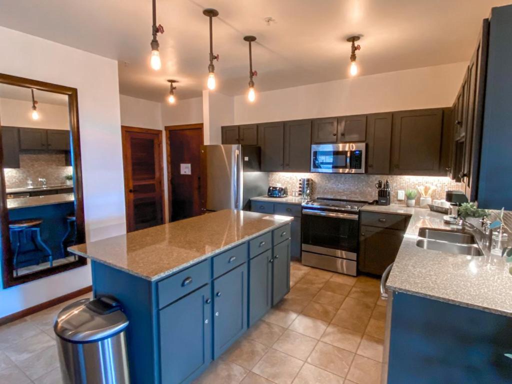 Remodeled Ski In-Out - 305 Soaring Eagle - Luxury! Dunmore Exterior photo